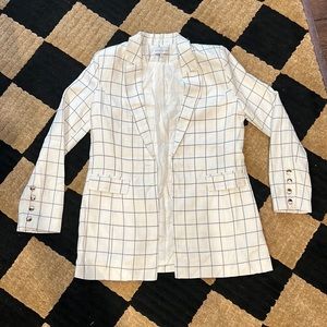 Women’s black and white blazer